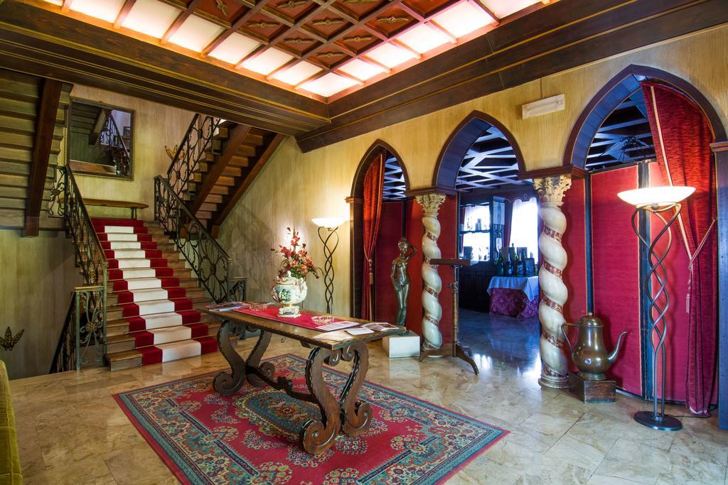 Hotel I Due Foscari Буссето Екстер'єр фото