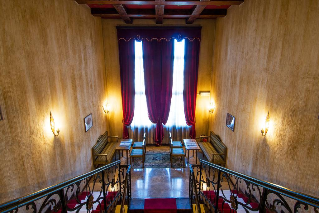 Hotel I Due Foscari Буссето Екстер'єр фото