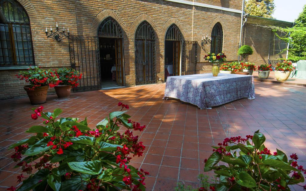 Hotel I Due Foscari Буссето Екстер'єр фото