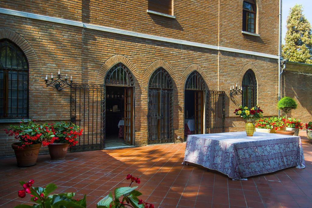 Hotel I Due Foscari Буссето Екстер'єр фото